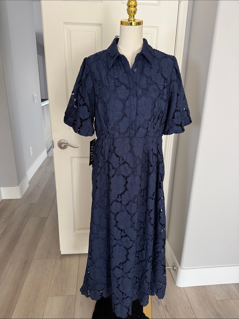 Tuckernuck Navy Eyelet Delaney Dress - Brand New With Tags, Size Large